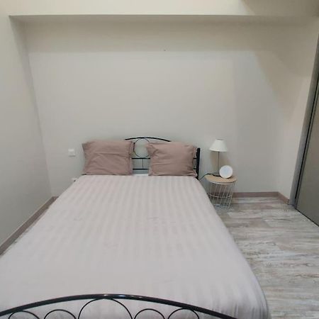 Apartamento Les Capucins Coulommiers Exterior foto