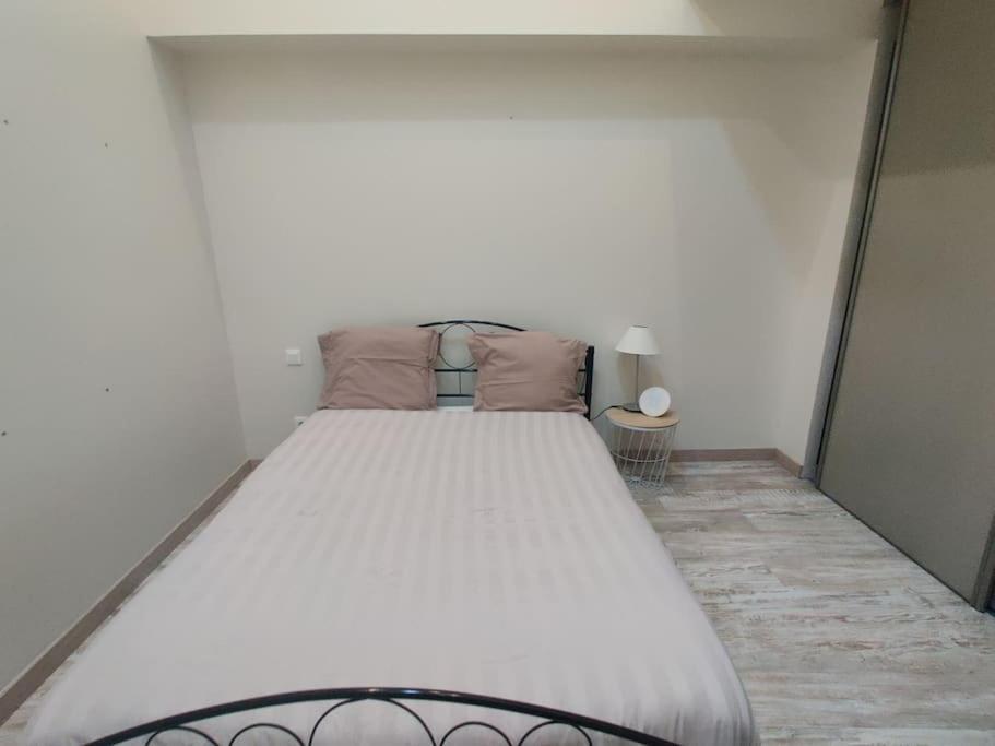 Apartamento Les Capucins Coulommiers Exterior foto